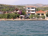 House is just 20m from the sea...